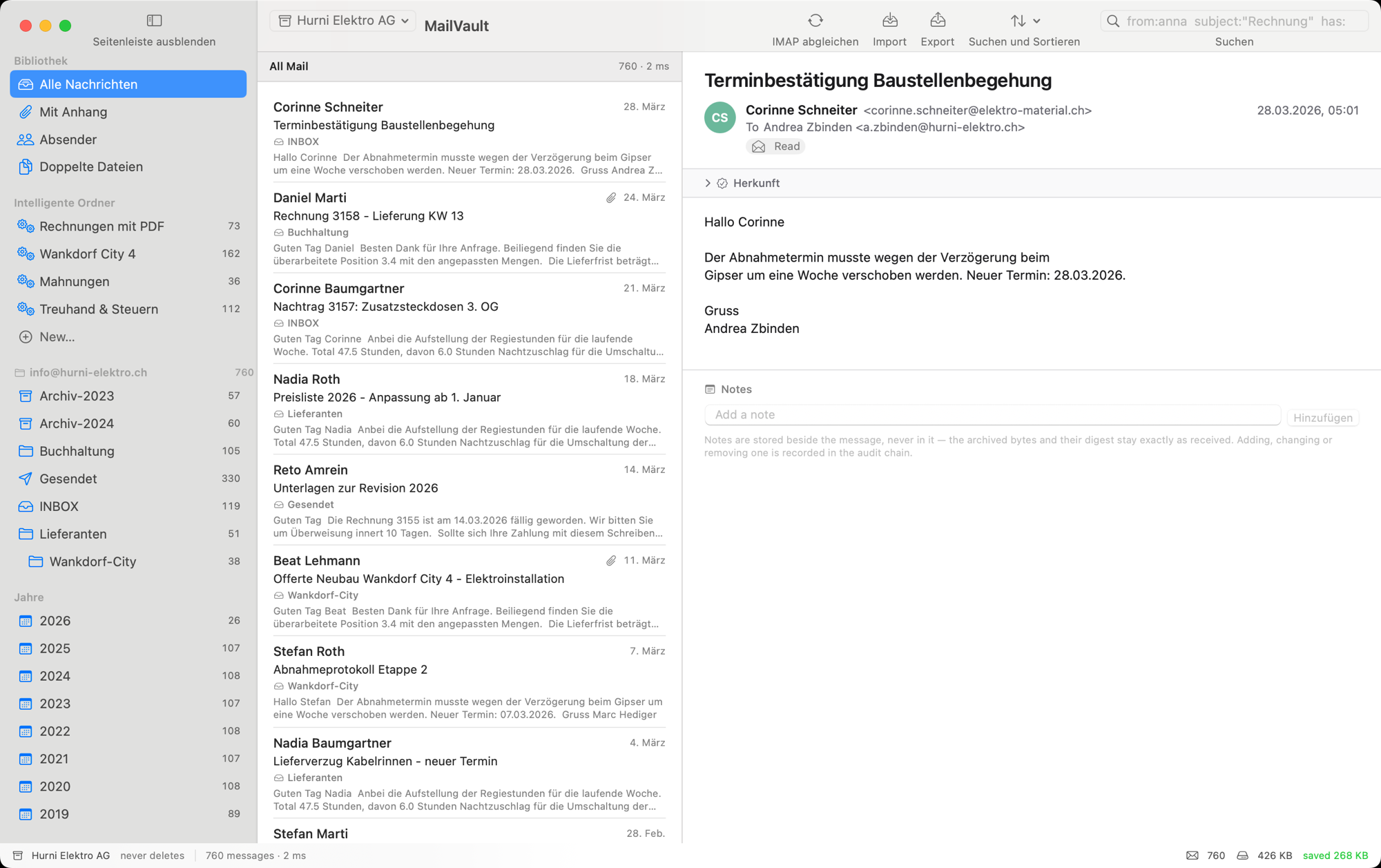 MailVault auf macOS: links die Mailboxen und intelligenten Ordner eines archivierten Kontos, in der Mitte die Nachrichtenliste, rechts eine geöffnete Nachricht.